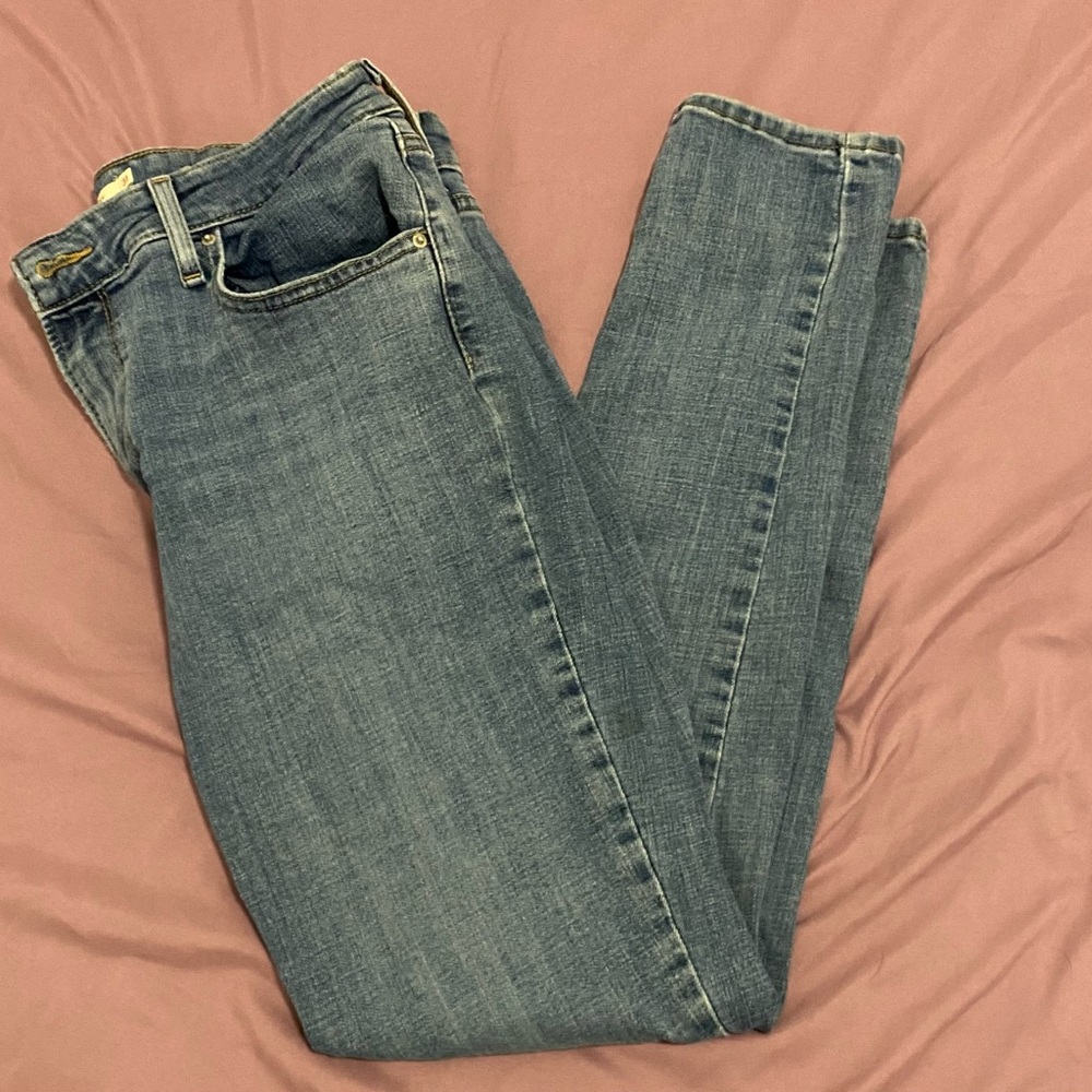 High-Rise Slim Fit Women's Jeans in Light Blue